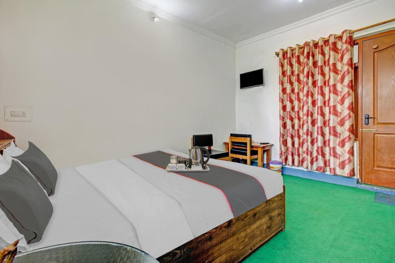 Super Oyo Capital O 91600 The Village Classic Hotel And Restaurant Srinagar  Ngoại thất bức ảnh