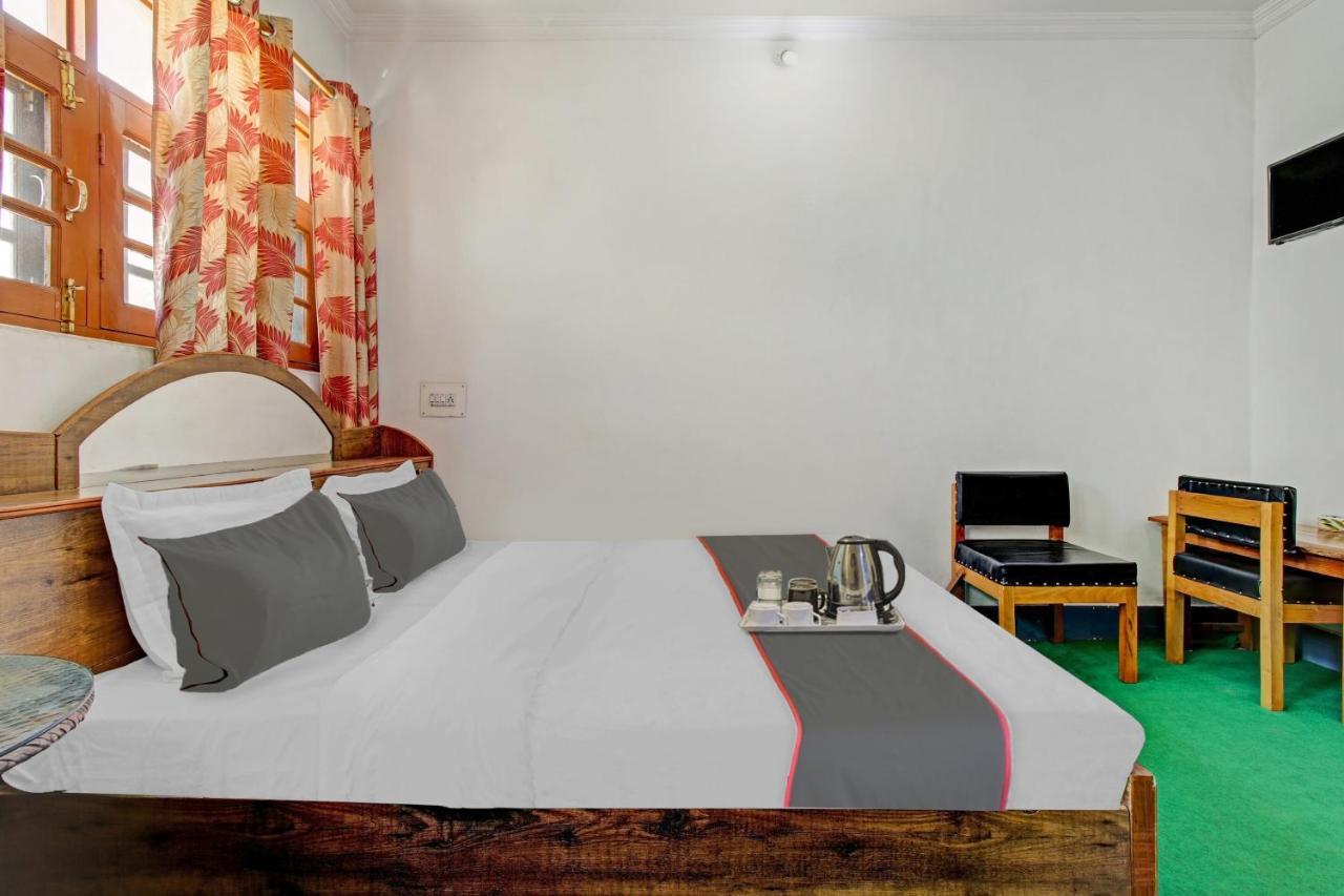 Super Oyo Capital O 91600 The Village Classic Hotel And Restaurant Srinagar  Ngoại thất bức ảnh