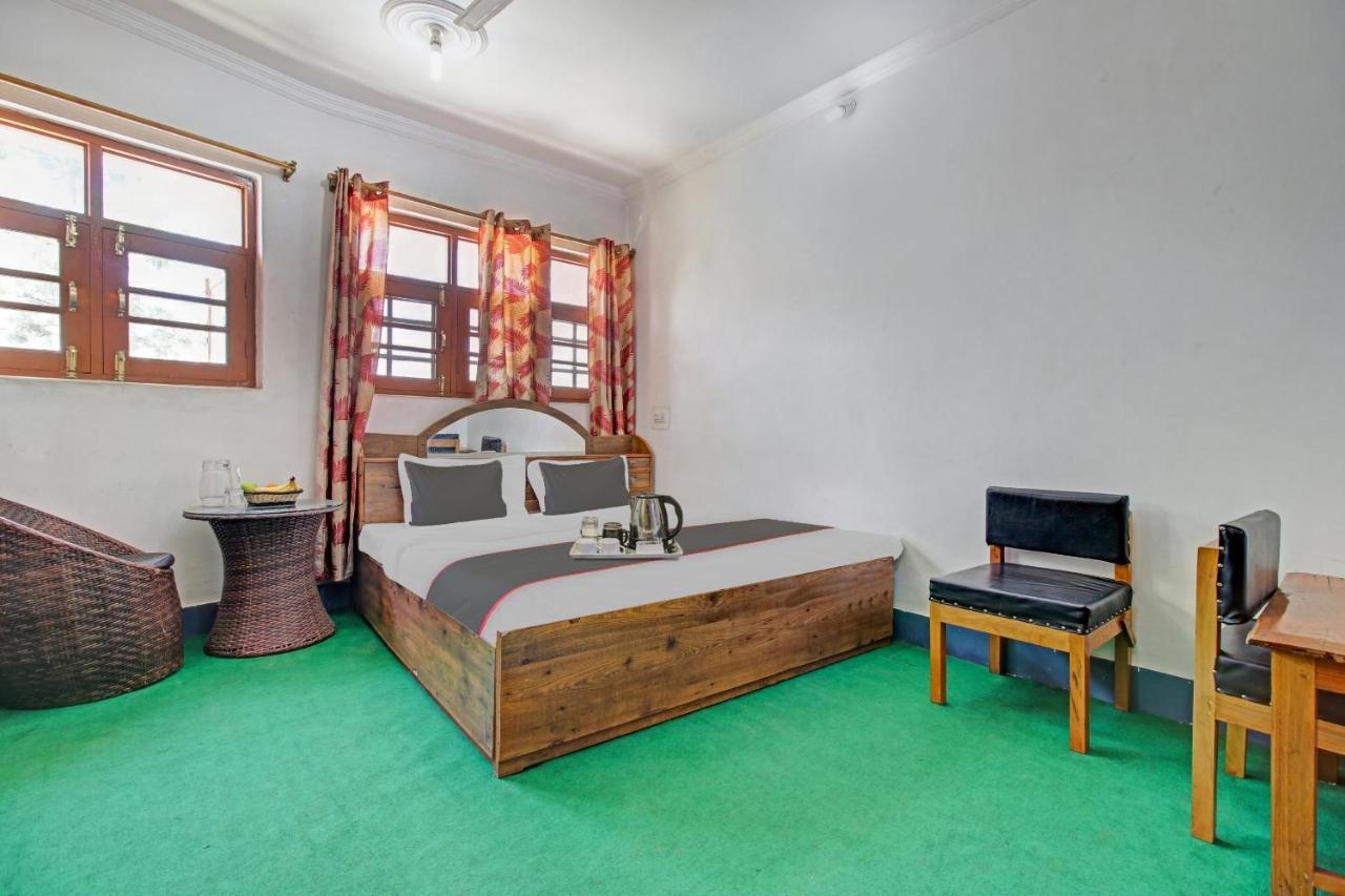 Super Oyo Capital O 91600 The Village Classic Hotel And Restaurant Srinagar  Ngoại thất bức ảnh