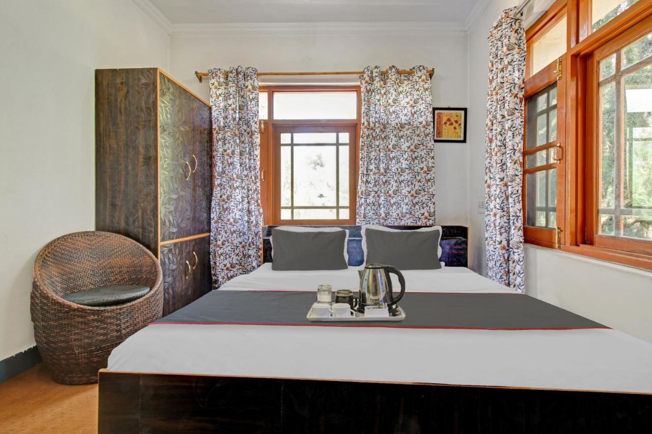 Super Oyo Capital O 91600 The Village Classic Hotel And Restaurant Srinagar  Ngoại thất bức ảnh